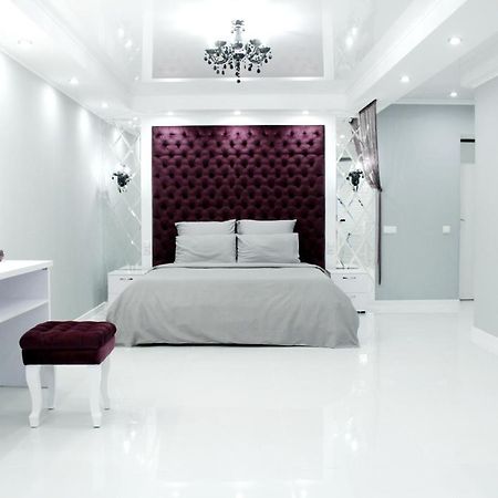 Apartaments On Prospekt Mira 35 ครือวอยร็อก ภายนอก รูปภาพ