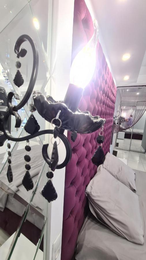 Apartaments On Prospekt Mira 35 ครือวอยร็อก ภายนอก รูปภาพ