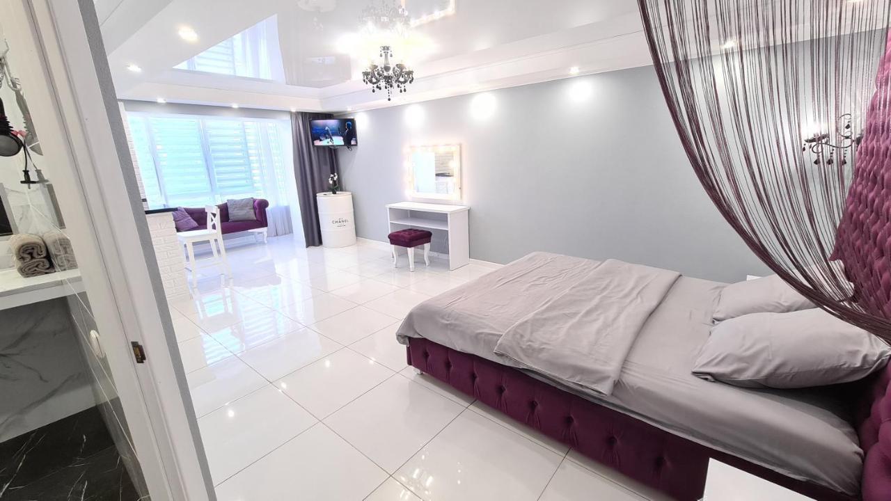 Apartaments On Prospekt Mira 35 ครือวอยร็อก ภายนอก รูปภาพ
