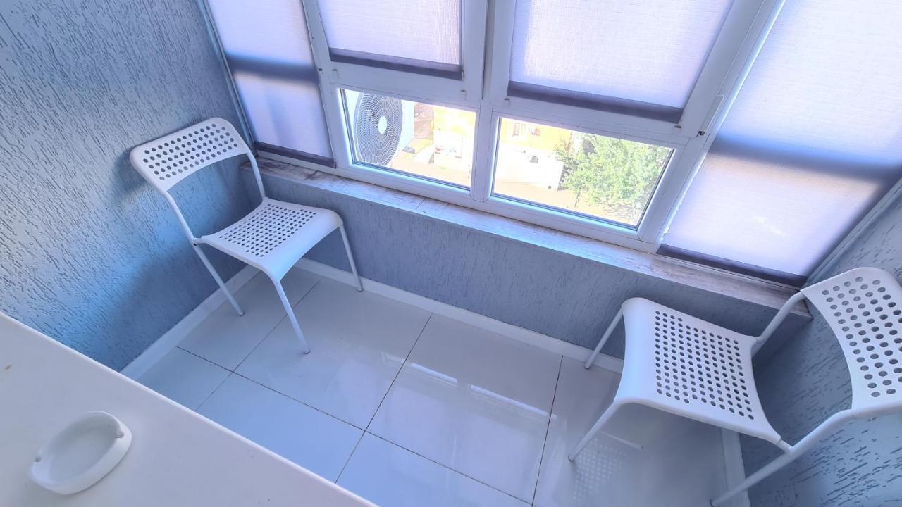 Apartaments On Prospekt Mira 35 ครือวอยร็อก ภายนอก รูปภาพ