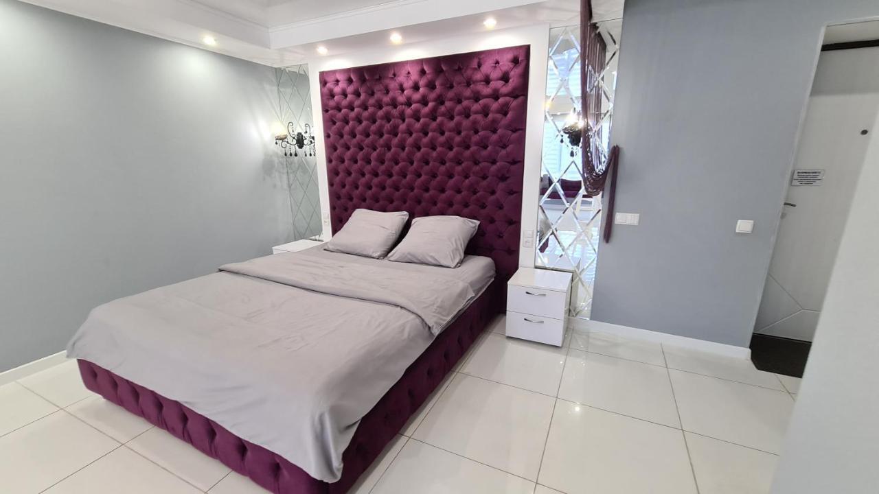 Apartaments On Prospekt Mira 35 ครือวอยร็อก ภายนอก รูปภาพ